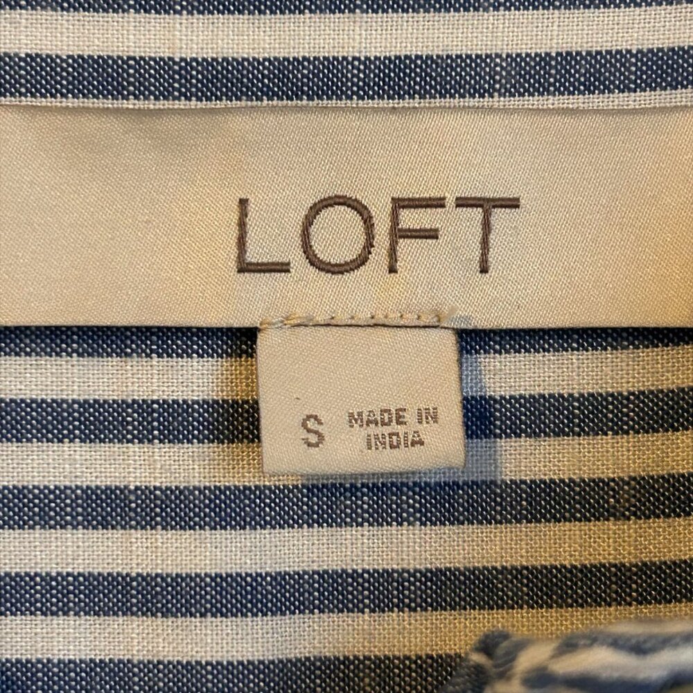 Classic Coastal Stripe Button Front Blouse | LOFT | Size Small - Picture 8 of 10